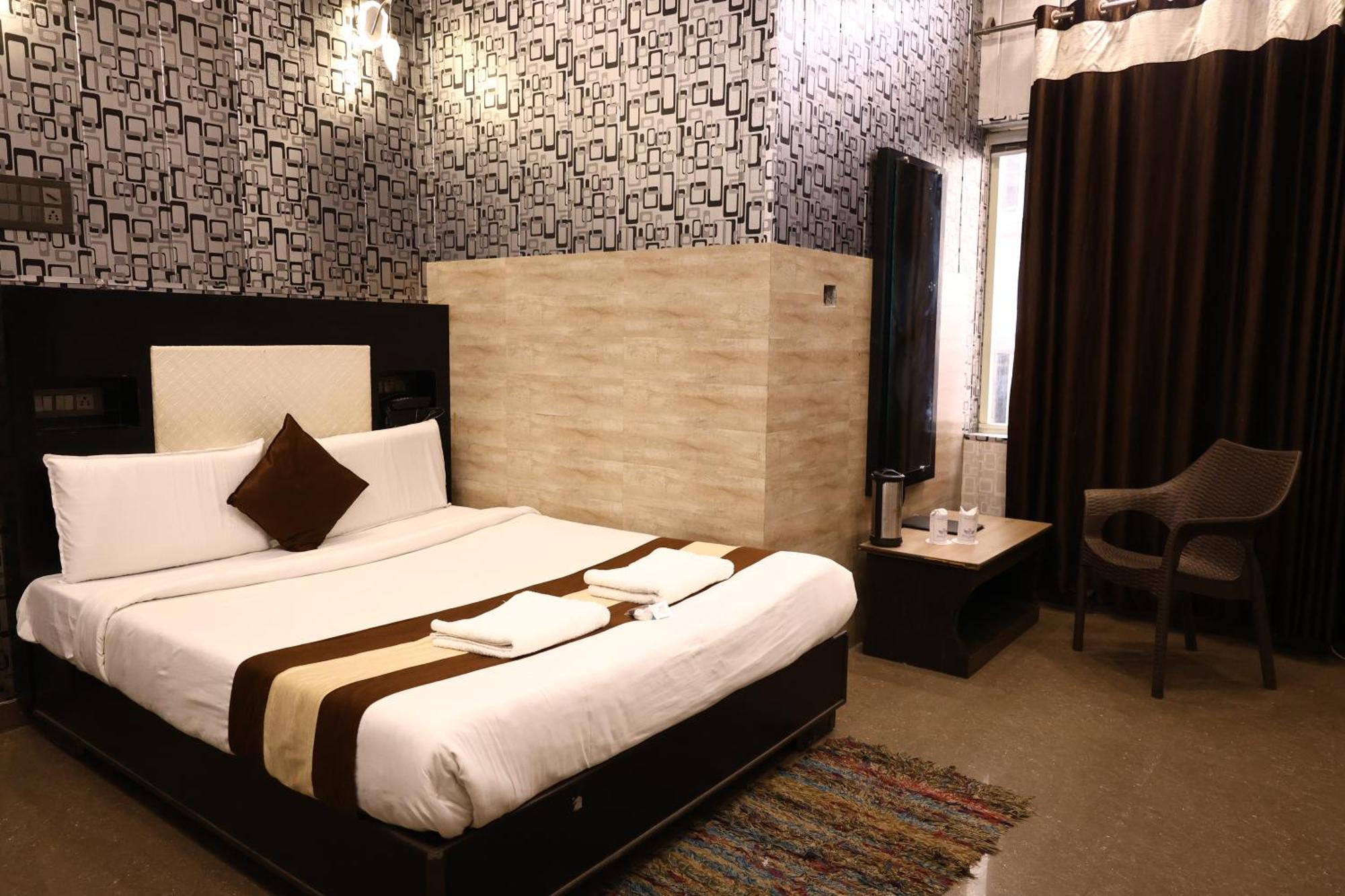 Hotel Pardesi Харидвар Экстерьер фото