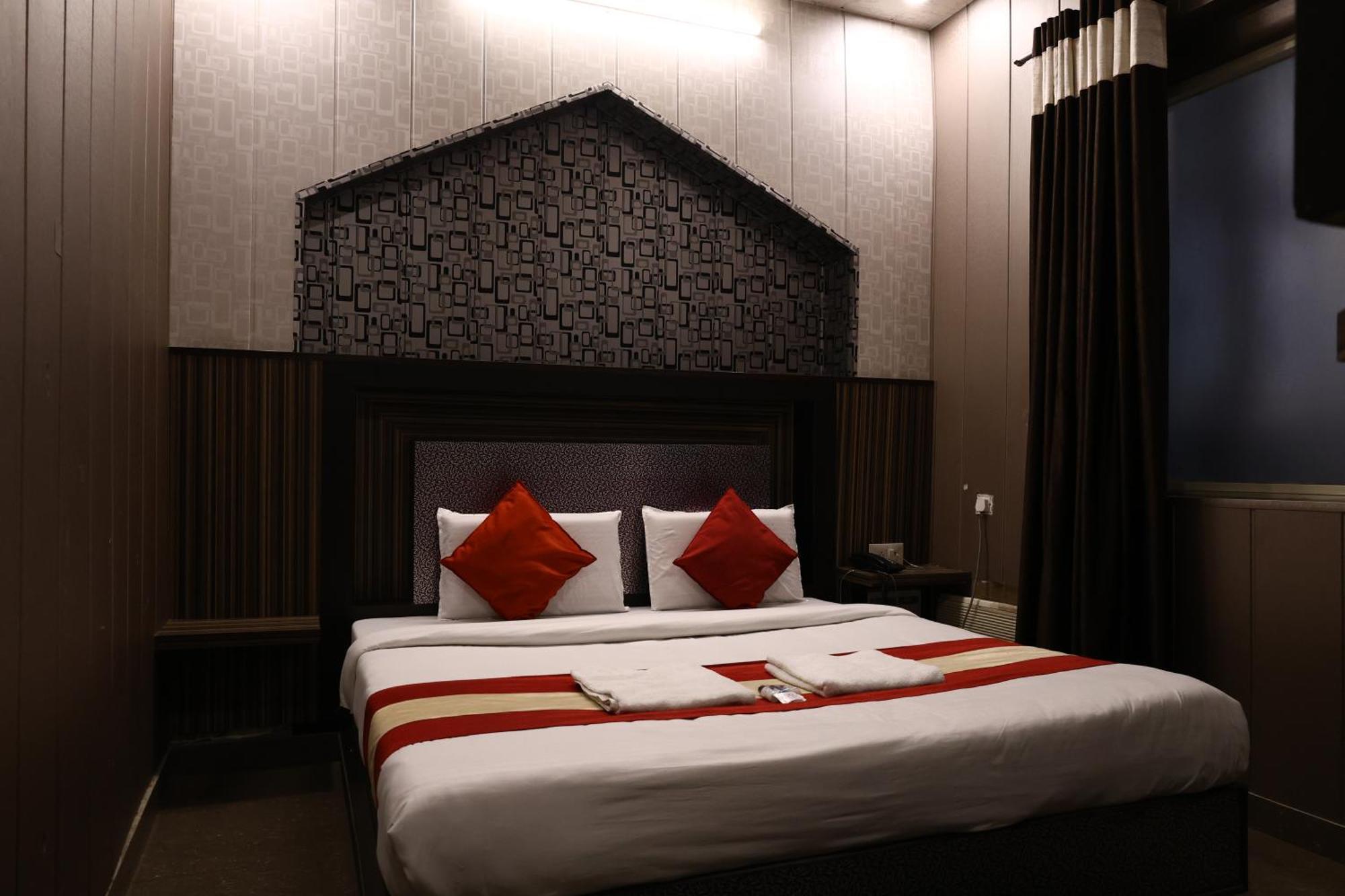 Hotel Pardesi Харидвар Экстерьер фото