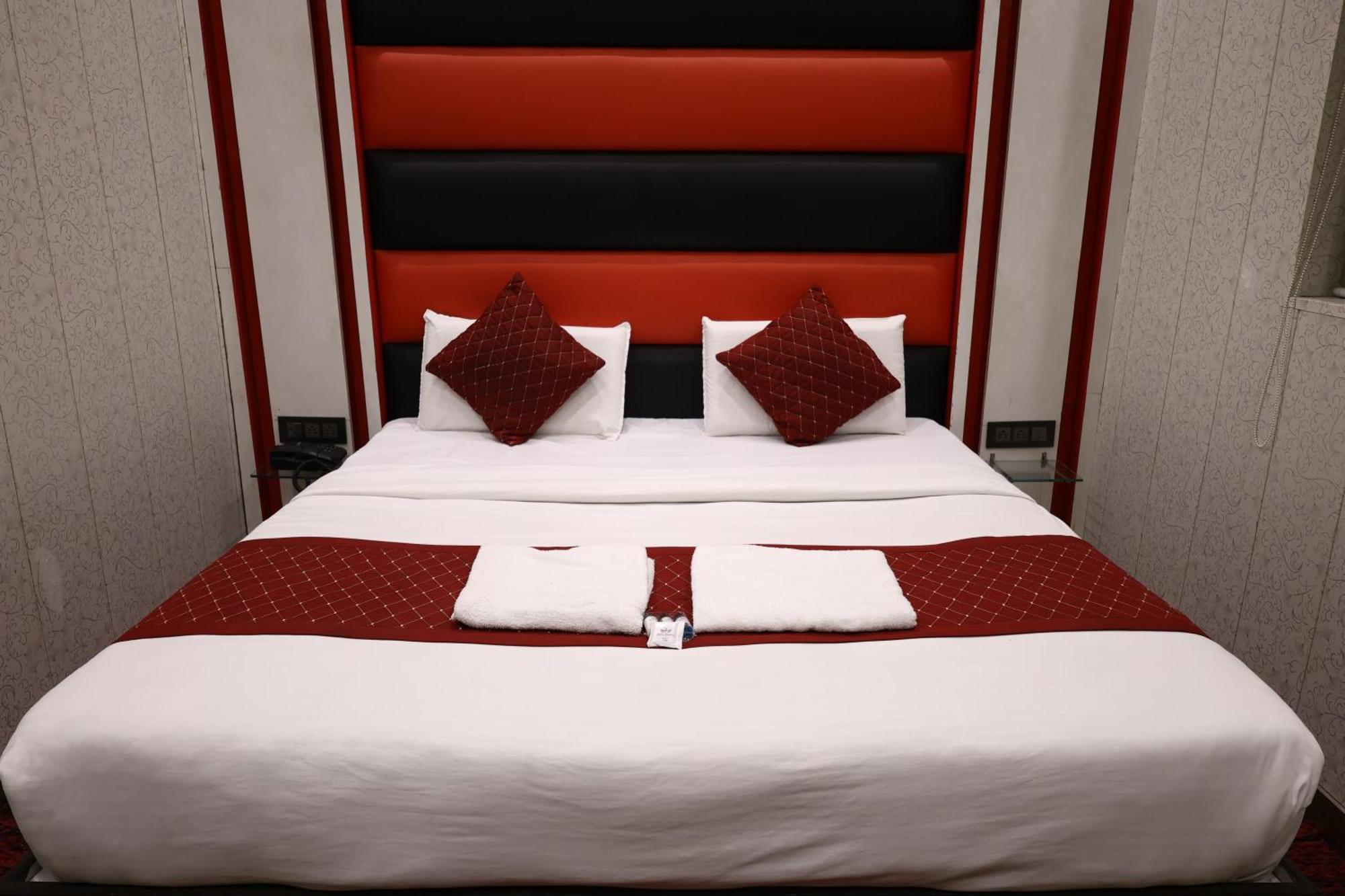 Hotel Pardesi Харидвар Экстерьер фото