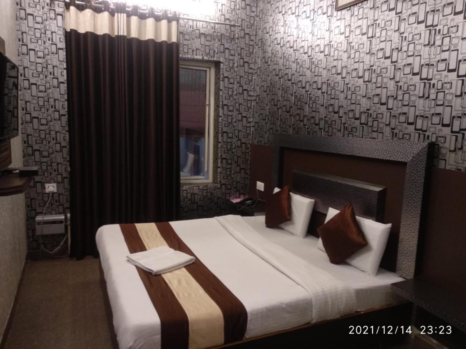Hotel Pardesi Харидвар Экстерьер фото