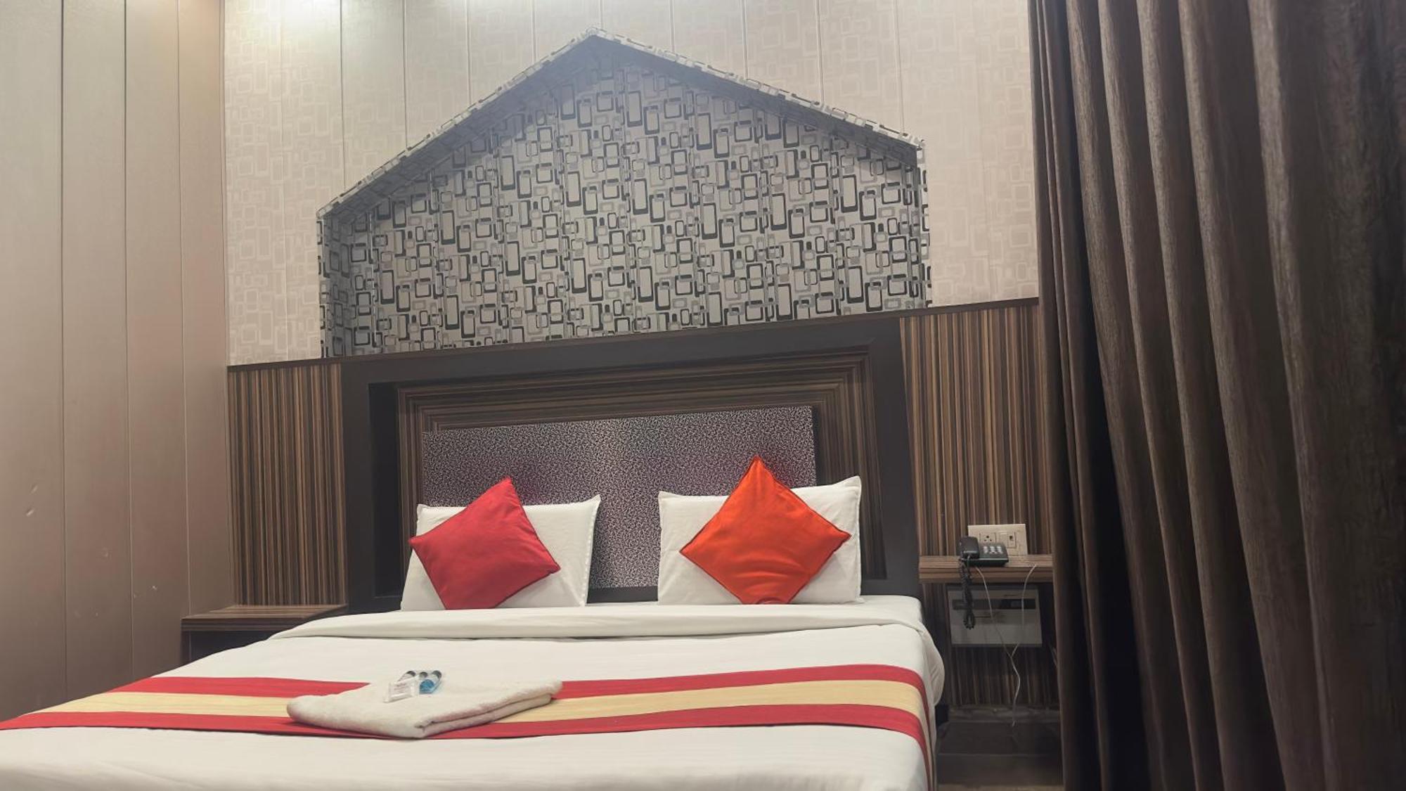 Hotel Pardesi Харидвар Номер фото