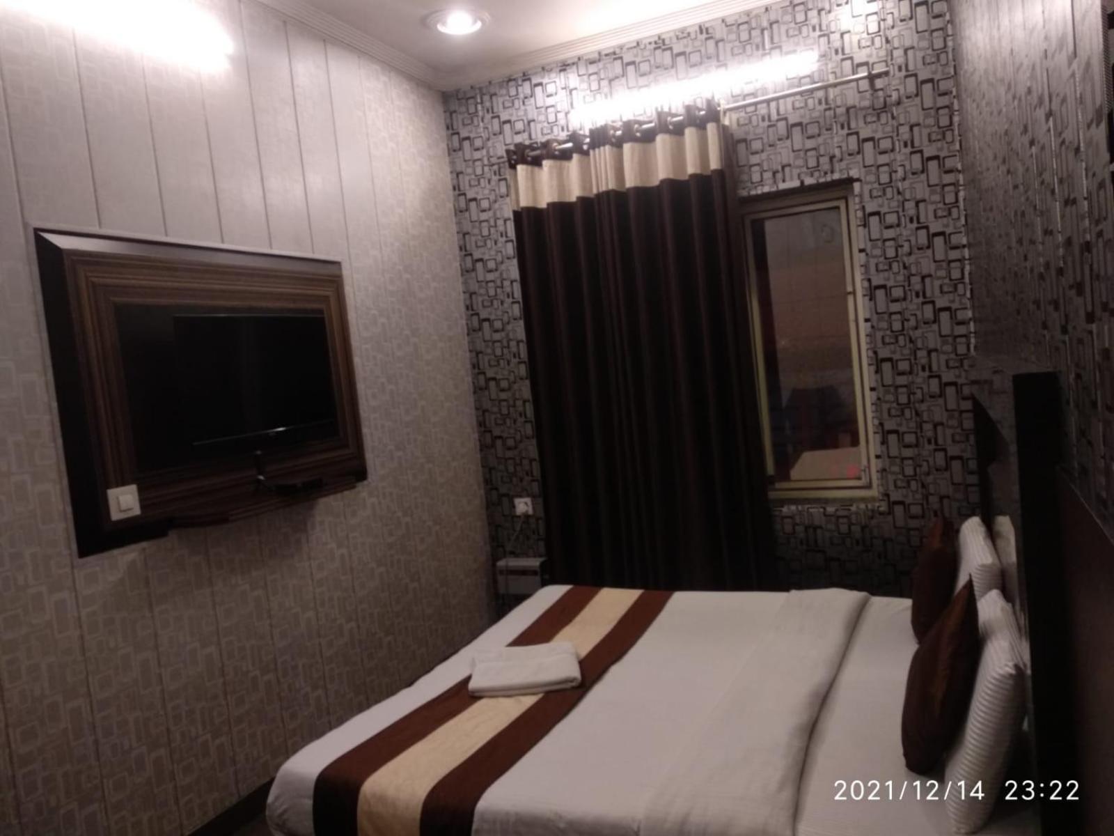 Hotel Pardesi Харидвар Экстерьер фото