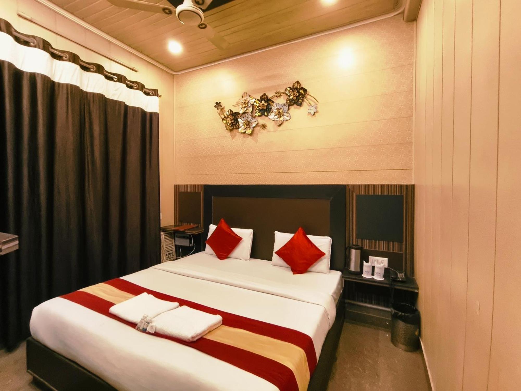 Hotel Pardesi Харидвар Экстерьер фото